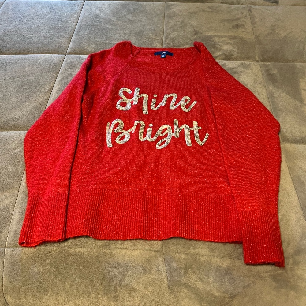 Beautiful and cozy holiday sweater.